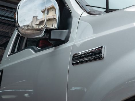 Ford F-250 XL 4.2 Turbo Diesel