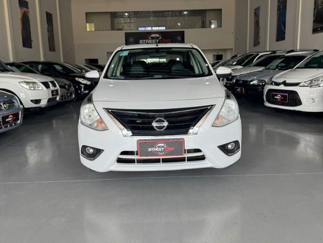 Nissan VERSA SL 1.6 16V FlexStart 4p Aut.