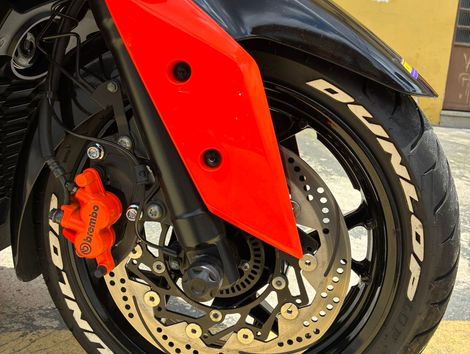 YAMAHA XMAX 250 ABS