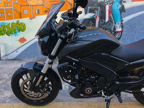 BAJAJ DOMINAR 400 