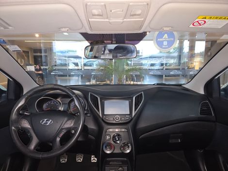 Hyundai HB20X Style 1.6 Flex 16v Mec.