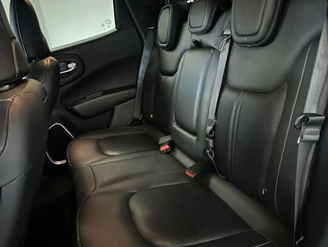 Fiat Toro Volcano 1.3 T270 4x2 Flex Aut.