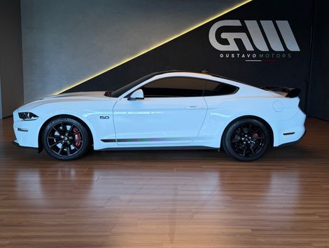 Ford Mustang Black Shadow 5.0 V8