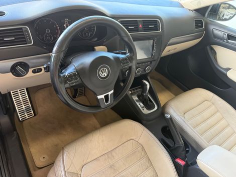 VolksWagen JETTA Highline 2.0 TSI 16V 4p Tiptronic