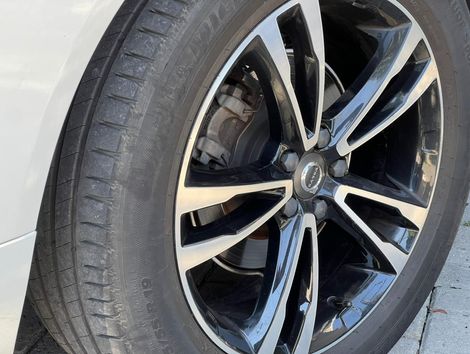 Volvo XC 60 T-5 MOMENTUM 2.0 254cv AWD 5p