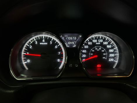 Nissan VERSA SV 1.6 16V FlexStart 4p Mec.
