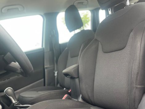 Jeep Renegade 1.8 4x2 Flex 16V Aut.
