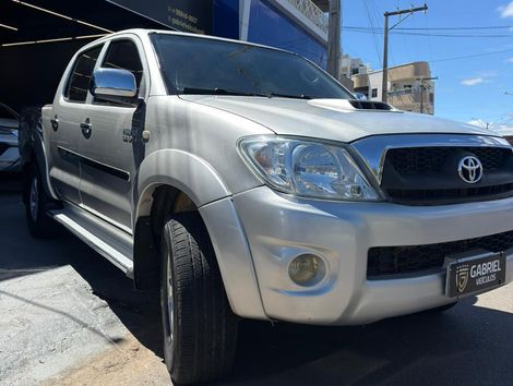 Toyota Hilux CD SRV D4-D 4x4 3.0  TDI Dies