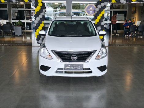 Nissan VERSA SV 1.6 16V FlexStart 4p Aut.