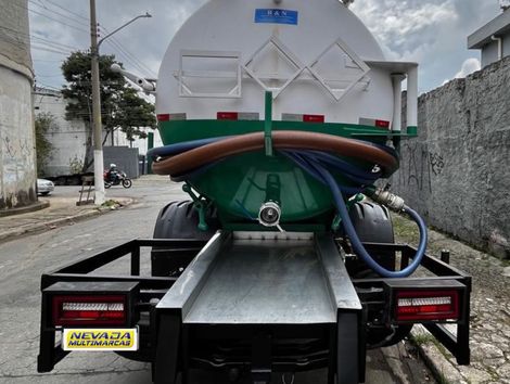 VOLKSWAGEN 17-210 Constellation 4x2 2p (diesel)(E6)