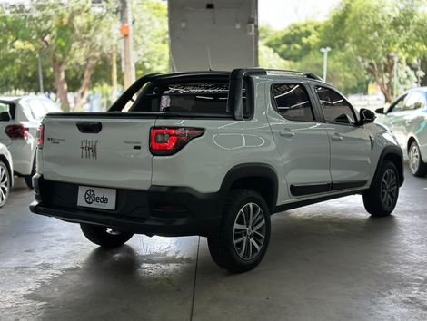 Fiat Strada Volcano 1.3 Flex 8V CD Aut.