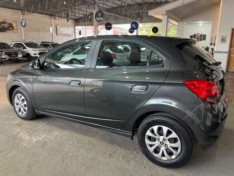Chevrolet ONIX HATCH Joy 1.0 8V Flex 5p Mec.