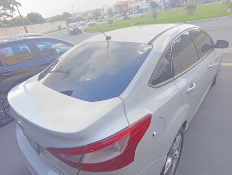 Ford Focus Sedan 2.0 16V/2.0 16V Flex 4p Aut.