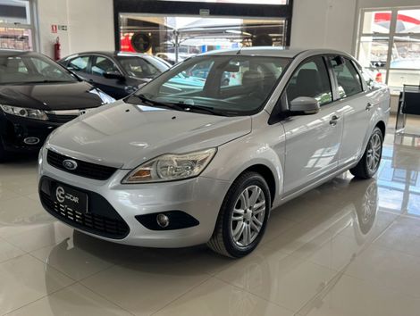 Ford Focus Sedan 2.0 16V/2.0 16V Flex 4p