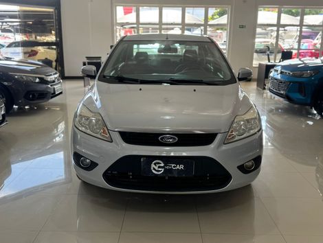 Ford Focus Sedan 2.0 16V/2.0 16V Flex 4p