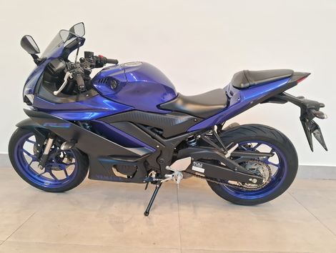 YAMAHA YZF R-3 321/ABS