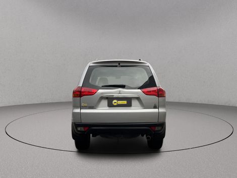 Mitsubishi Pajero DAKAR 3.2 4x4 T.I. Dies. 5p Aut.