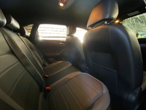 VolksWagen Nivus Highline 1.0 200 TSI Flex Aut.