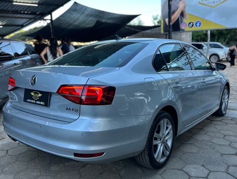 VolksWagen JETTA Highline 2.0 TSI 16V 4p Tiptronic