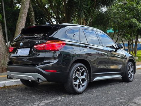 BMW X1 SDRIVE 20i X-Line 2.0 TB Active Flex