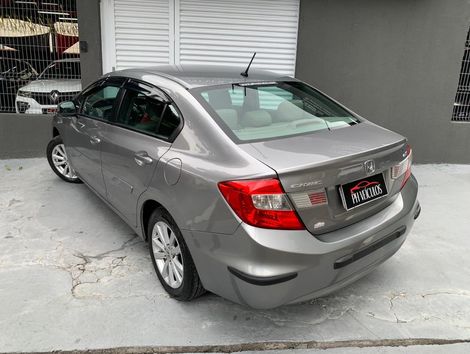 Honda Civic Sedan LXS 1.8/1.8 Flex 16V Aut. 4p