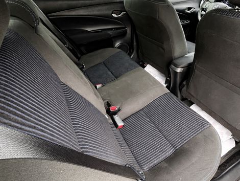 Toyota YARIS XLS Sedan 1.5 Flex 16V 4p Aut.