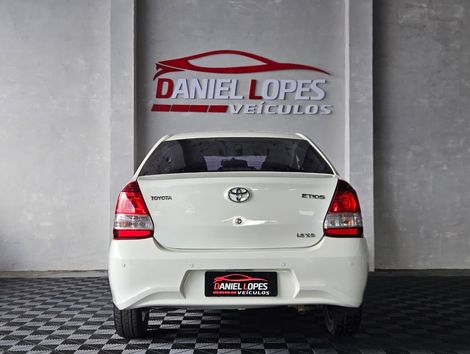 Toyota ETIOS XS Sedan 1.5 Flex 16V 4p Aut.