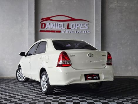 Toyota ETIOS XS Sedan 1.5 Flex 16V 4p Aut.