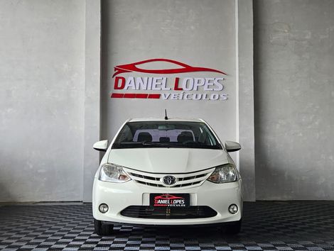 Toyota ETIOS XS Sedan 1.5 Flex 16V 4p Aut.