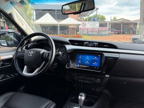 Toyota Hilux CD SRV 4x4 2.8 TDI Diesel Aut.