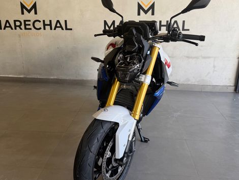 BMW F 900 R Sport Plus