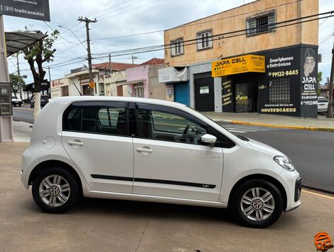 VolksWagen up! move 1.0 TSI Total Flex 12V 5p