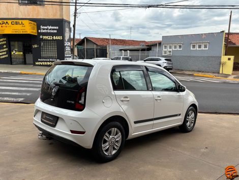 VolksWagen up! move 1.0 TSI Total Flex 12V 5p