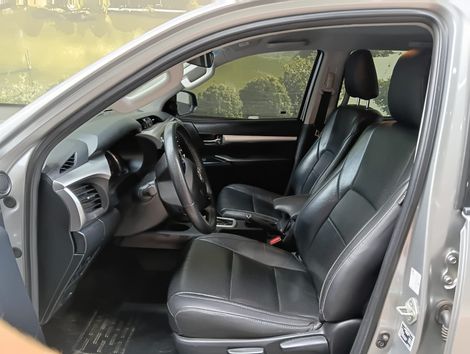 Toyota Hilux CD SR 4x4 2.8 TDI Diesel Aut.