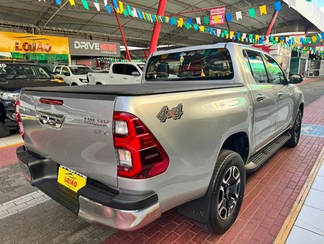 Toyota Hilux CD SR 4x4 2.8 TDI Diesel Aut.