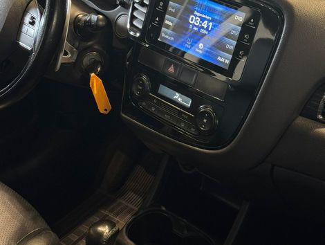 Mitsubishi OUTLANDER 2.0 16V 160cv Aut.