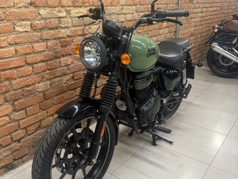 Royal Enfield Meteor 350 Fireball 