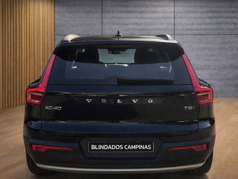 Volvo VOLVO XC40 T5 MOMENTUM