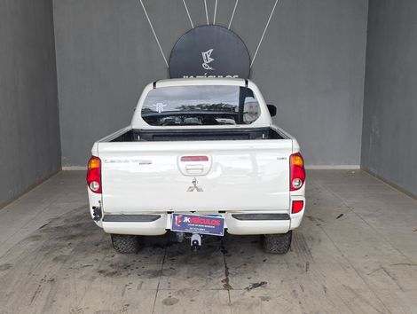 Mitsubishi L200 Triton GL 3.2 CD TB Int. Dies. Mec.