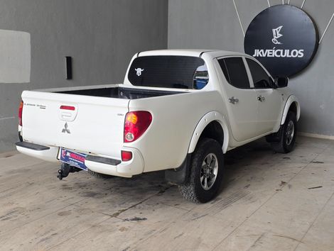 Mitsubishi L200 Triton GL 3.2 CD TB Int. Dies. Mec.