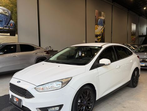 Ford Focus Sedan 2.0 16V/2.0 16V Flex 4p Aut.