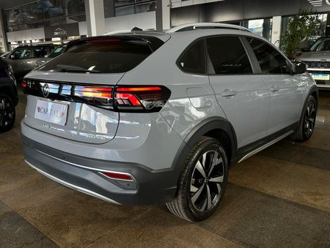 VolksWagen Nivus Highline 1.0 200 TSI Flex Aut.