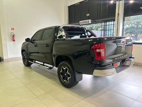 Fiat Titano Volcano 2.2 16V 4x4 TB Die. Aut.