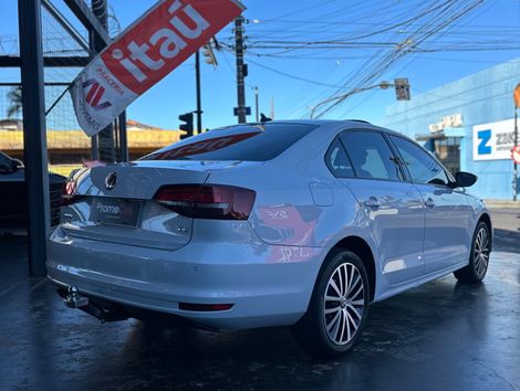 VolksWagen JETTA Comfortline 1.4 TSI 16V 4p Aut.