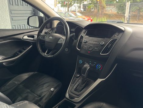 Ford Focus 2.0 16V/SE/SE Plus Flex 5p Aut.