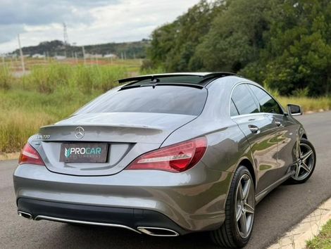 Mercedes CLA-200 1.6 TB 16V Flex Aut.