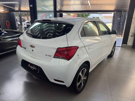 Chevrolet ONIX HATCH LTZ 1.4 8V FlexPower 5p Mec.