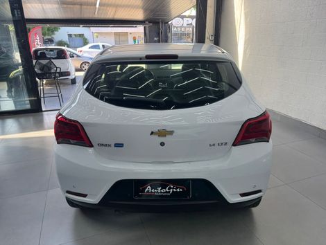 Chevrolet ONIX HATCH LTZ 1.4 8V FlexPower 5p Mec.