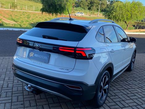 VolksWagen Nivus Highline 1.0 200 TSI Flex Aut.