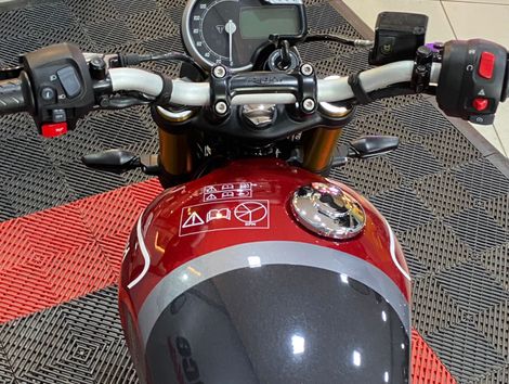 TRIUMPH SPEED 400